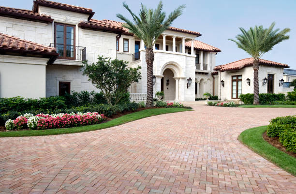 Best Driveway Paving Contractor  in Mendota, CA